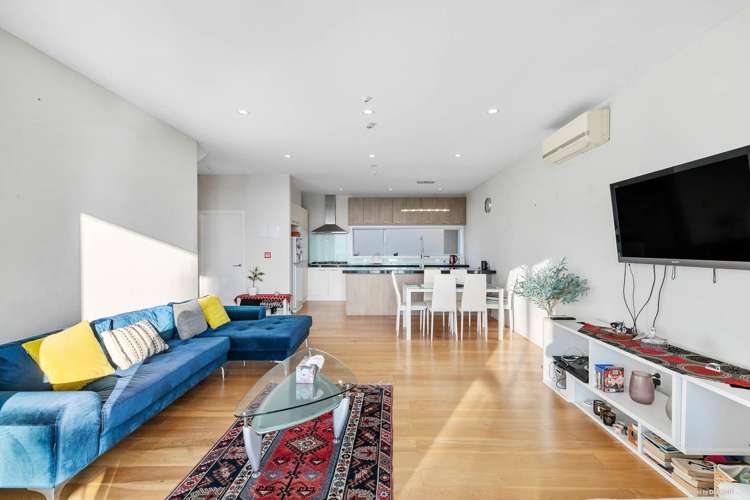 42 Regent Street Devonport_5