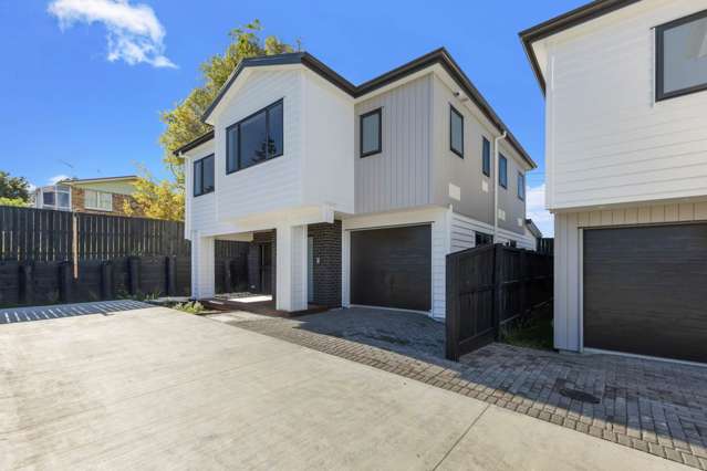 Spacious & Stylish – A Rare Find!