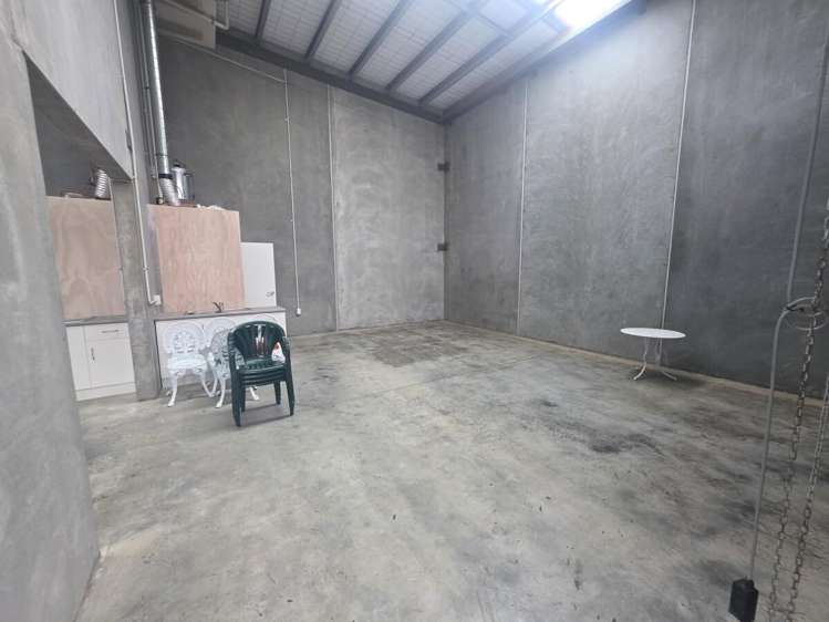 20 William Earp Place Tawa_3