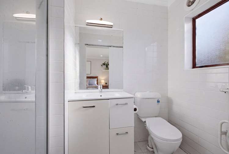 8 Monterey Key Papamoa_12