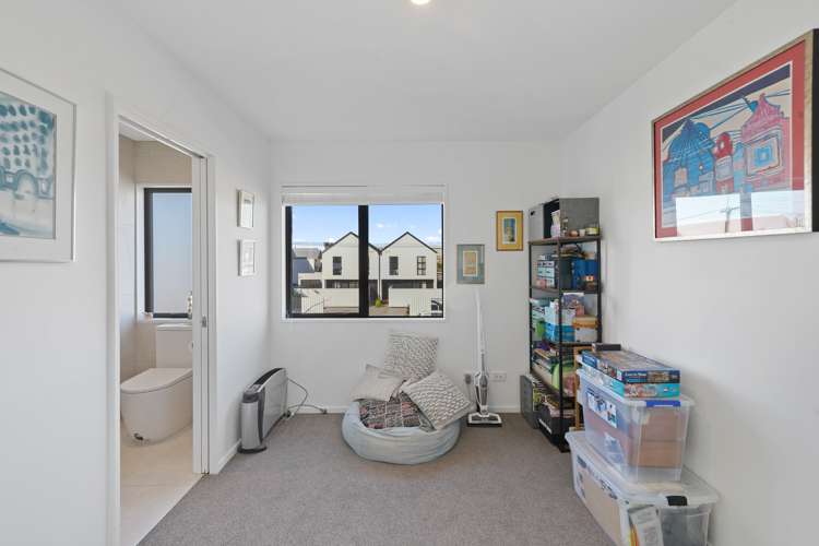 1/441 Madras Street Saint Albans_10