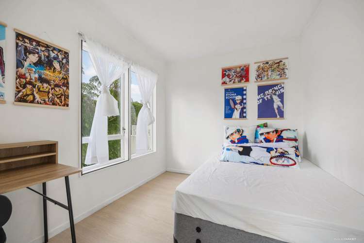 685 Beach Road Rothesay Bay_12