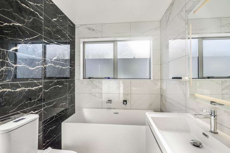 24B Mckinstry Ave Mangere East_15