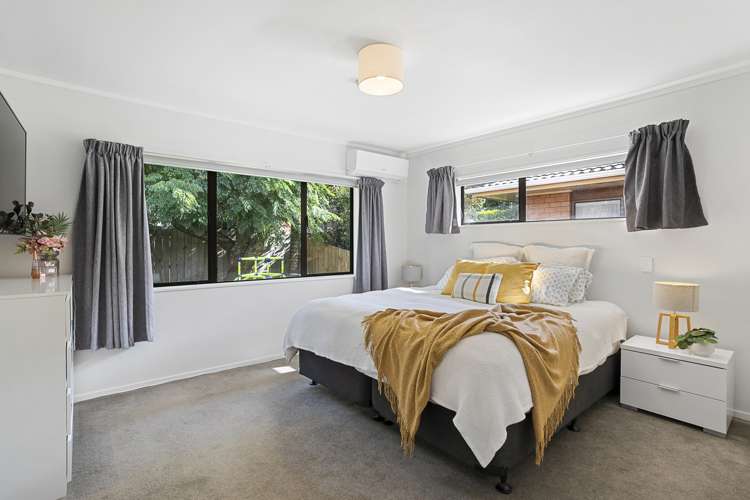 2/98 Gosford Drive Botany Downs_5