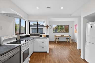 17 Pinewood Avenue_4