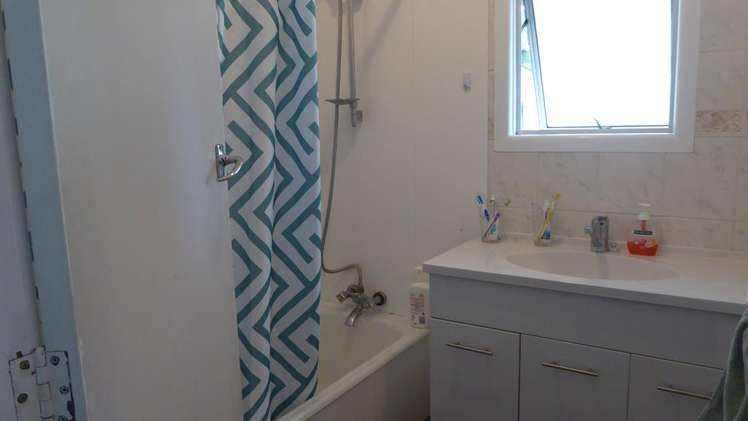 805 Clive Street Akina_9