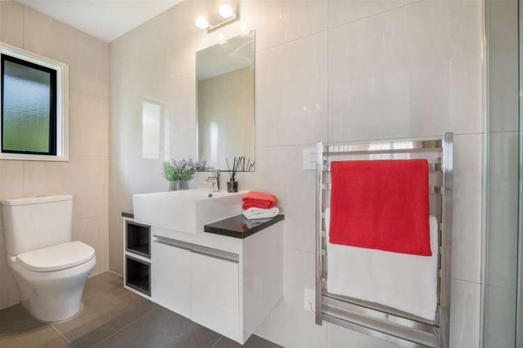 7 Santa Monica Place Goodwood Heights_15