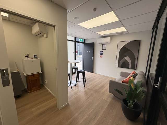 1/18 Harrison Road Mount Wellington_2