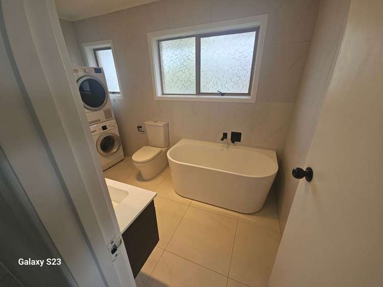 611B Glenfield Road Totara Vale_20