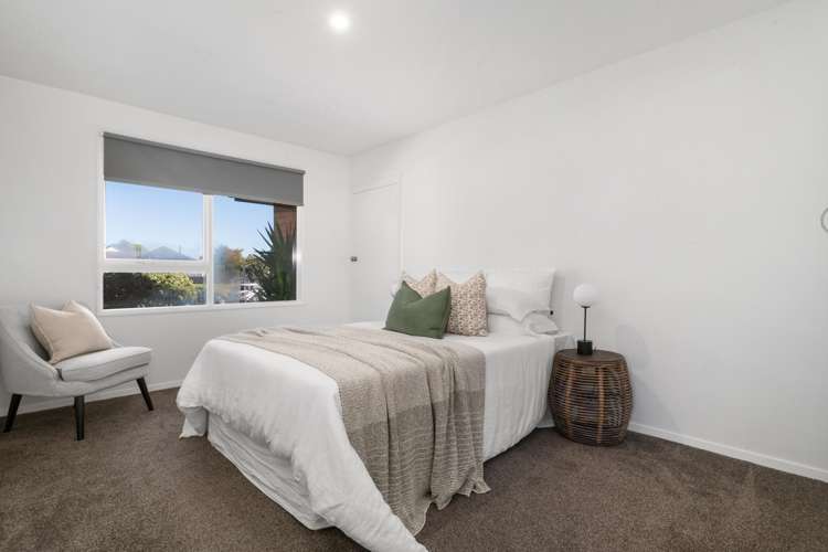 2/4 Lomax Place Islington_14