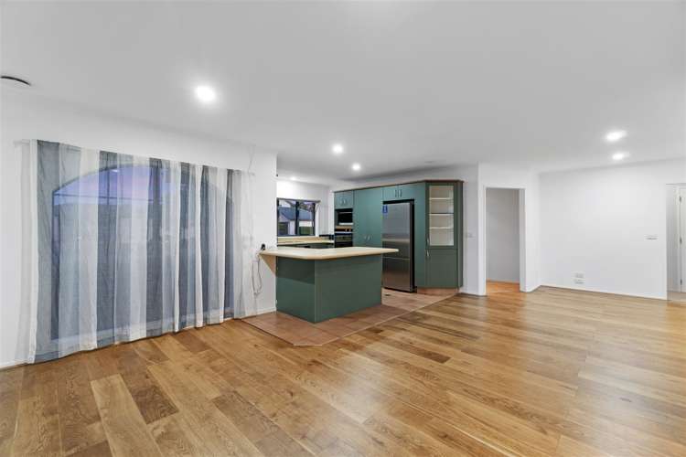 11 Edenpark Drive Rototuna North_6