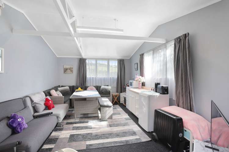 1102 Peak Road Waikoukou Valley_23