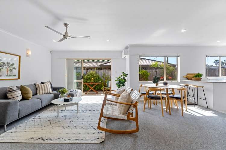 2a Laurie Street Red Beach_6