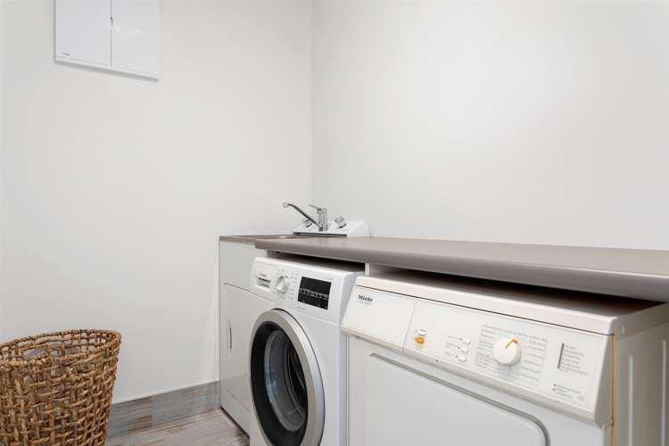 376 Ocean Road Ohope_23