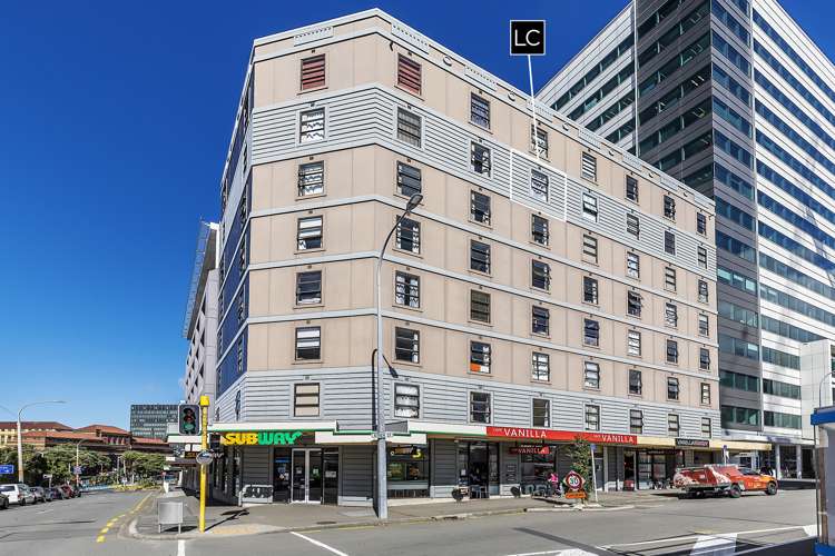 709/5 Aitken Street_0