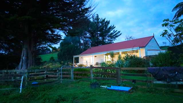 33 Ratadale Road Waikanae_2