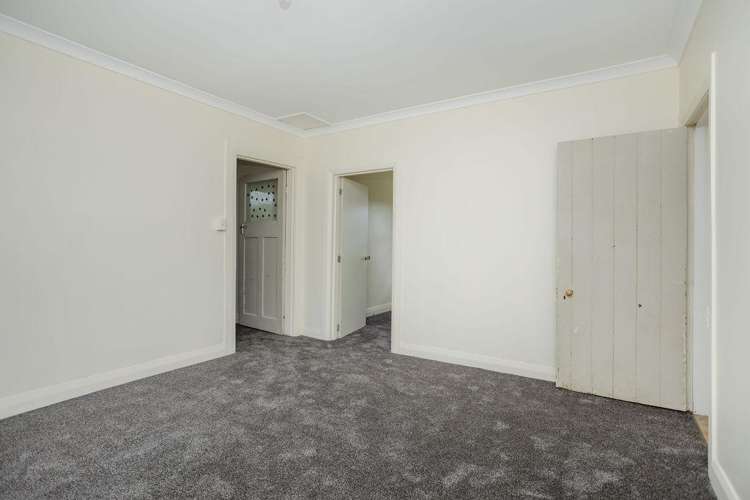 21 London Street Dannevirke_4