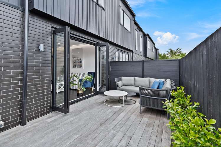 18B St Michaels Avenue Point Chevalier_10