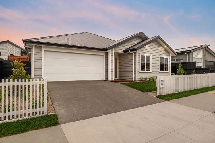 379 Te Taruna Drive_0