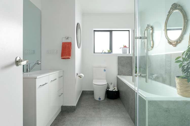 11 Leonard Place Dinsdale_9