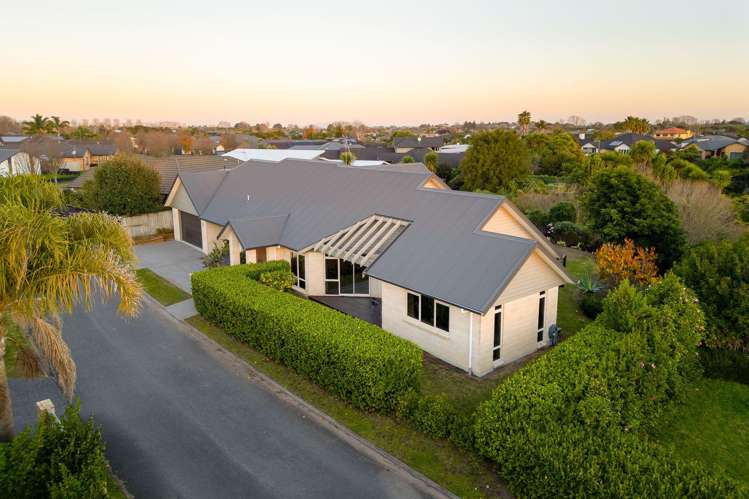 136 Saint James Drive Huntington_30