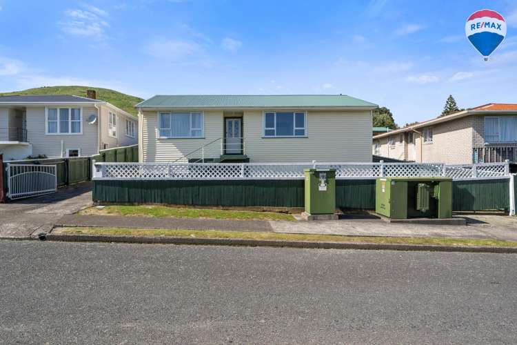 50 Arahura Crescent Waitangirua_1