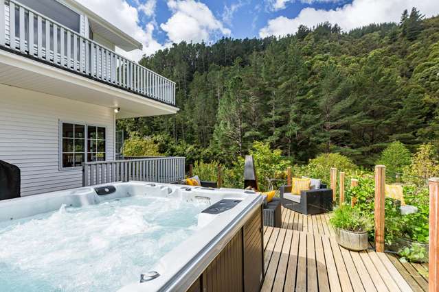 Rural Haven with Guest Bach