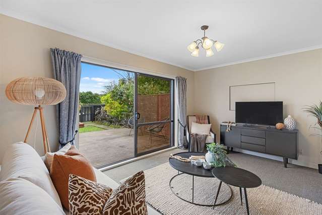 1/11 Neill Street Hornby_2