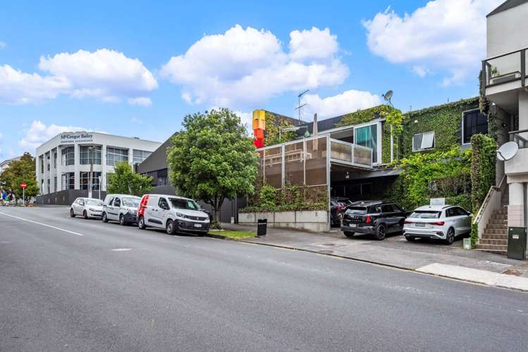8 Crummer Road Grey Lynn_13