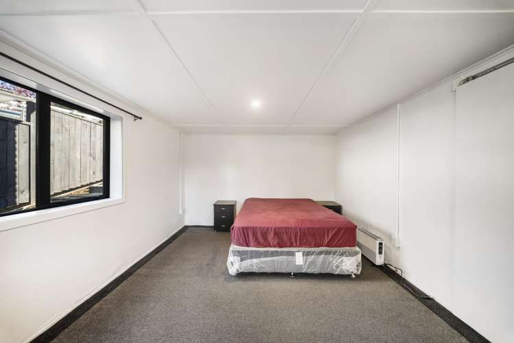 86 Willerton Avenue New Lynn_11