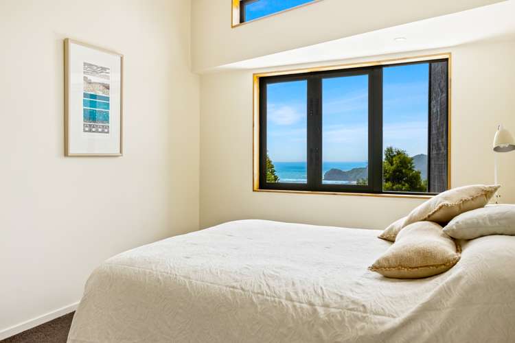 66 Piha Road Piha_29