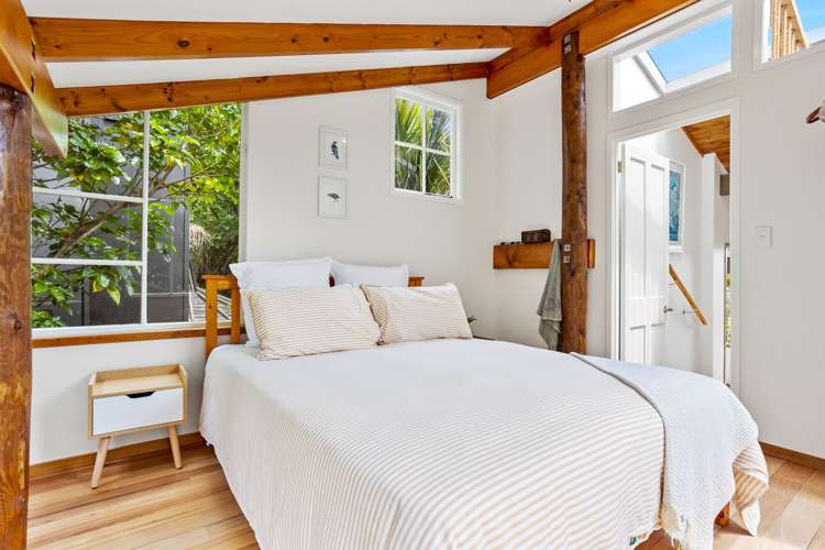 55 Rayner Road Piha_8