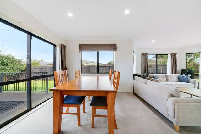 8 Morewa Place Takanini_3