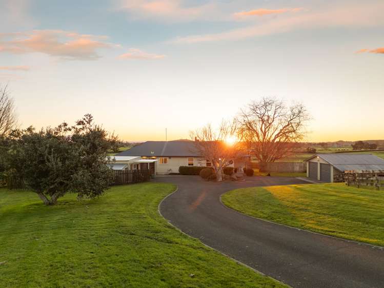 80 Robinson Road Rotoorangi_31