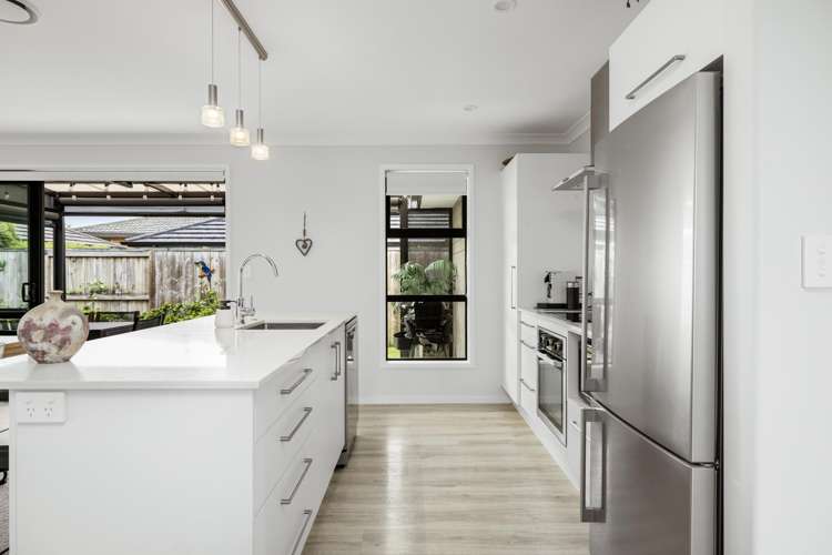 1 Mary Place Pyes Pa_6