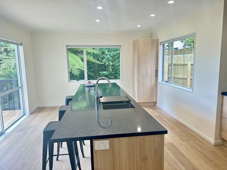 A52 Carlisle Rd Browns Bay_6