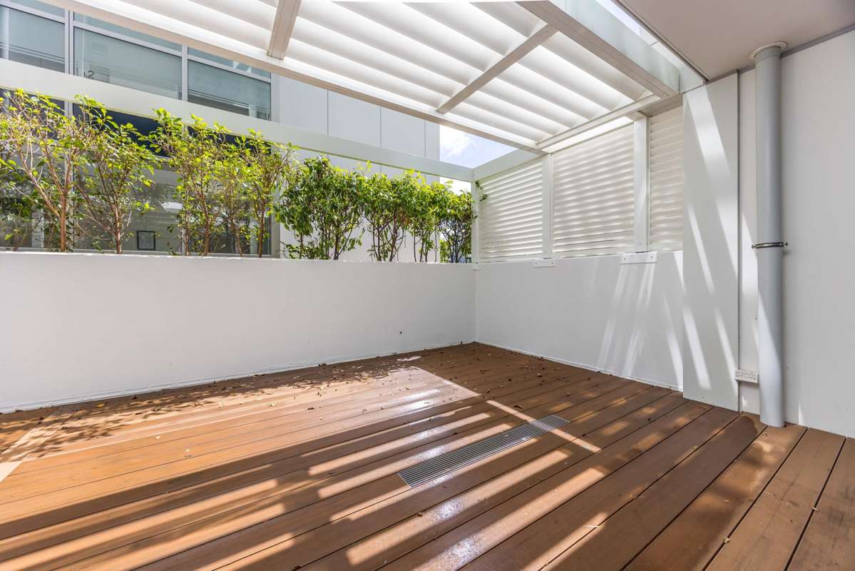 102/15 Rendall Place_5