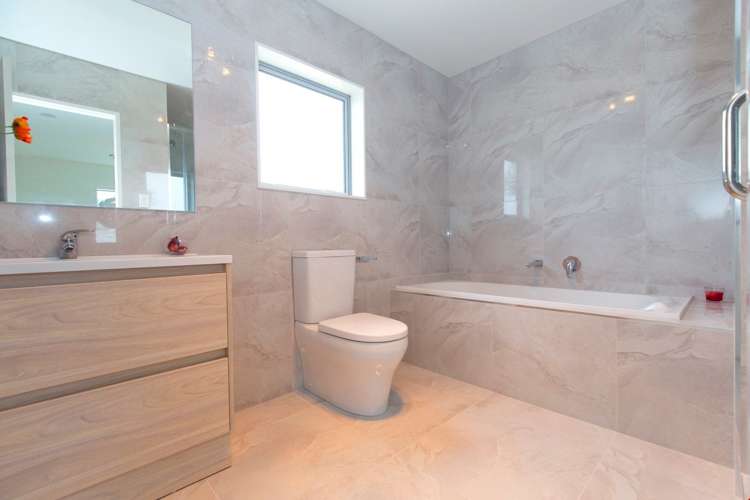 35 Resolution Drive Gulf Harbour_16