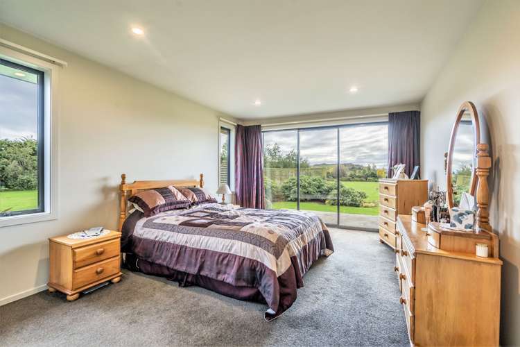 130 Ivy Lane Winton Surrounds_10