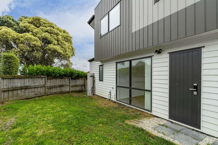 1/25 Vodanovich Road Te Atatu South_4