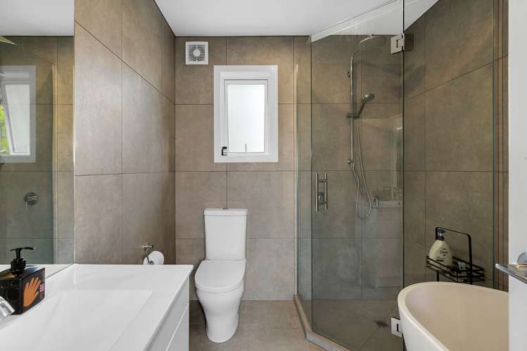 52c Wainui Avenue Point Chevalier_13