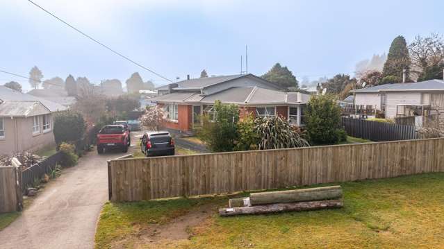 20 Elliott CRESCENT Owhata_3