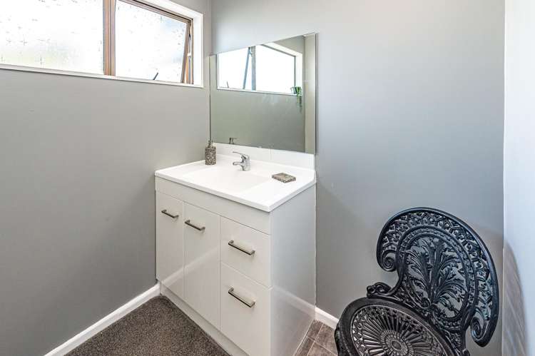 5A Bens Place Springvale_17