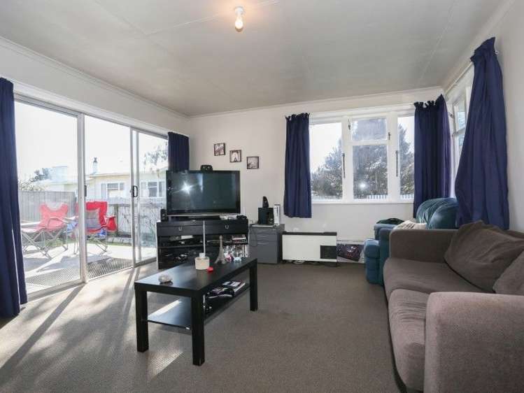 811a Gordon Road Raureka_7