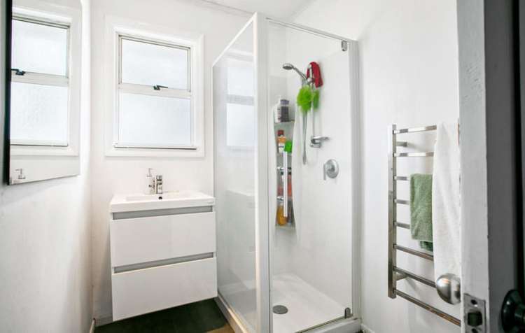 12 Tamariki Avenue Kelston_5