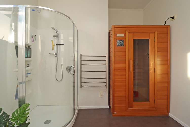 86 Airedale Road Weston_9