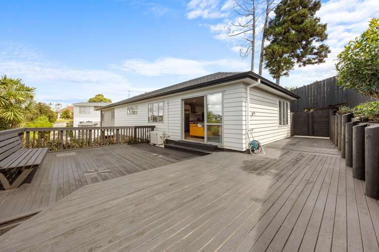 2/61 Albrecht Avenue Hillsborough_28