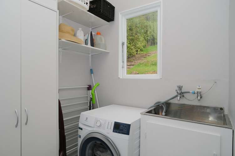 24 Sidey Street Calton Hill_12