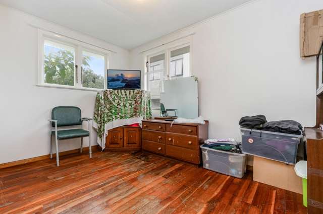 21 Farnborough Crescent Mangere_3