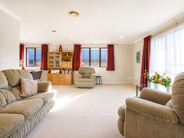 35 Thomas Road Huntington_12